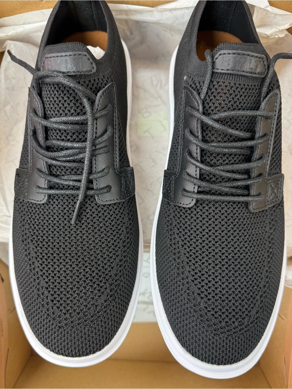 Men's Black Knit Lace-Up Sneakers - Unbranded